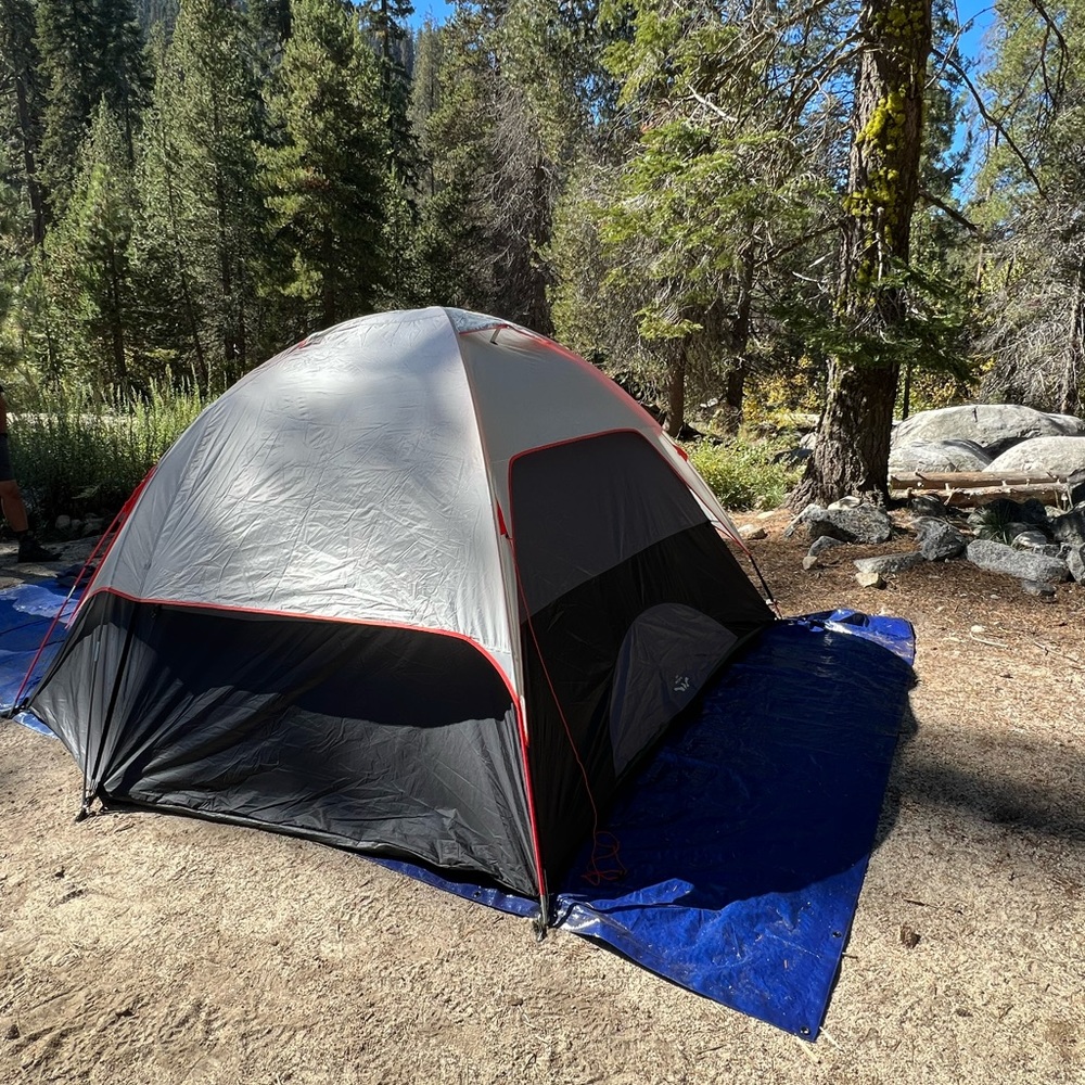 Core 6 person tent in great condition